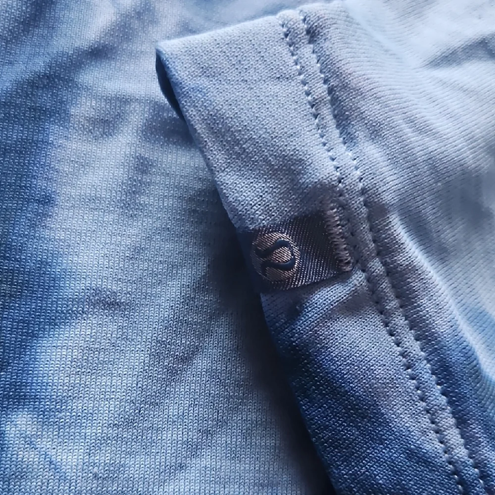 lululemon athletica Navy Tie-Dye Short Sleeve Tee - Picture 2 of 2